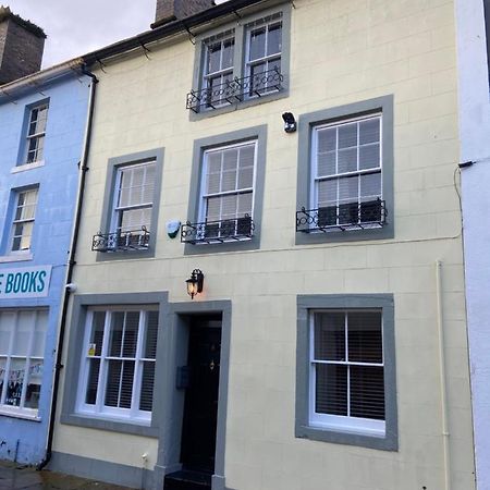 6 Church Street, Whitehaven - Perfect Deployment Location For Coast To Coast Cyclists & Hikers 外观 照片
